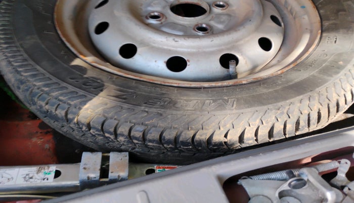 2013 Maruti Alto K10 LXI, Petrol, Manual, 62,328 km, tyre