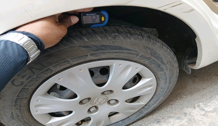 2015 Honda Amaze 1.2L I-VTEC S, Petrol, Manual, 68,533 km, tyre