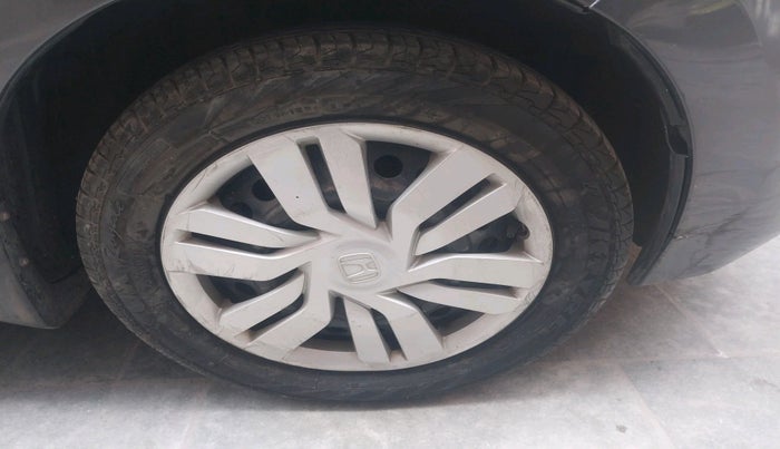 2017 Honda Jazz 1.2L I-VTEC S, Petrol, Manual, 66,320 km, tyre