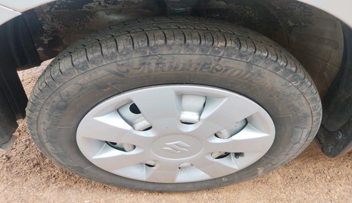 2014 Maruti Wagon R 1.0 LXI, Petrol, Manual, 96,938 km, tyre