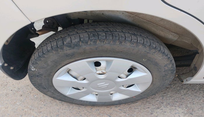 2014 Maruti Wagon R 1.0 LXI, Petrol, Manual, 96,938 km, tyre