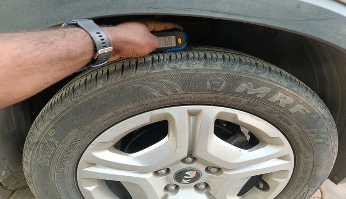 2020 KIA SONET HTK PLUS 1.0 DCT, Petrol, Automatic, 27,739 km, tyre