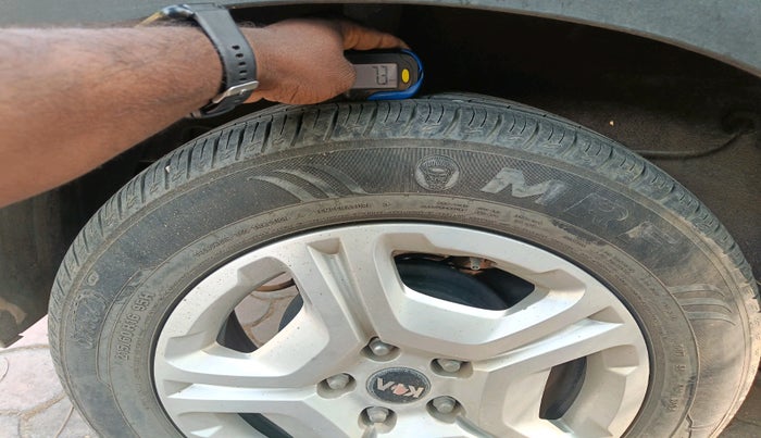 2020 KIA SONET HTK PLUS 1.0 DCT, Petrol, Automatic, 27,739 km, tyre