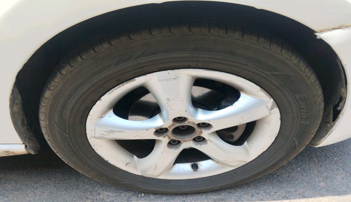 2012 Skoda Rapid ELEGANCE 1.6 TDI CR MT, Diesel, Manual, 1,16,644 km, tyre