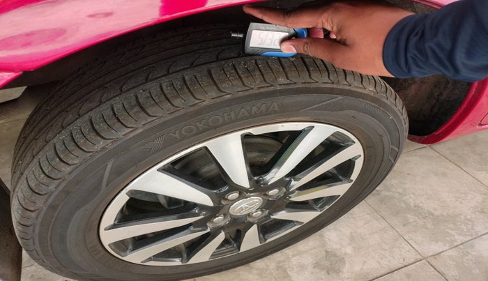 2018 Toyota Etios Liva VX, Petrol, Manual, 68,851 km, tyre