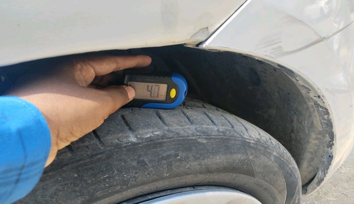 2017 Maruti Ertiga VXI CNG, CNG, Manual, 1,33,017 km, tyre