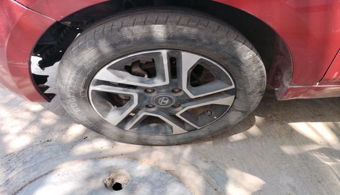 2019 Tata Tiago XZ PLUS PETROL, Petrol, Manual, 51,804 km, tyre