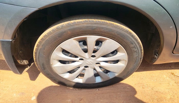 2011 Maruti SX4 VDI, Diesel, Manual, 73,357 km, tyre