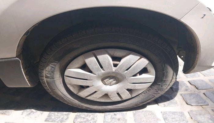 2013 Maruti Alto 800 LXI, Petrol, Manual, 7,269 km, tyre