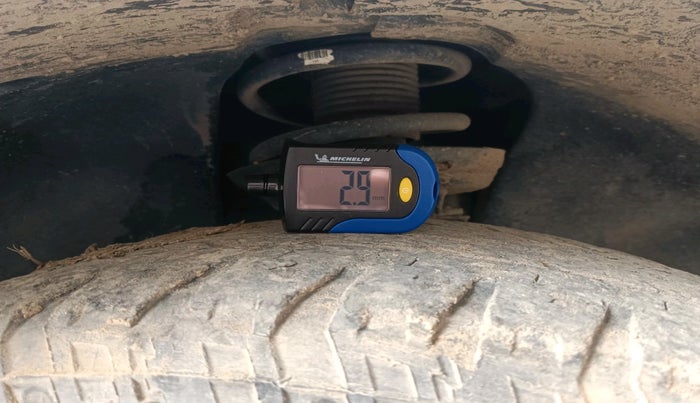 2019 Tata Harrier XZ 2.0L, Diesel, Manual, 1,18,624 km, tyre