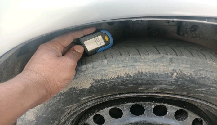 2016 Honda Amaze 1.2L I-VTEC S, Petrol, Manual, 1,85,484 km, tyre