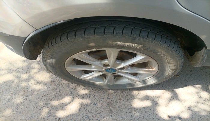 2017 Ford Ecosport TITANIUM 1.5L DIESEL, Diesel, Manual, 64,323 km, tyre