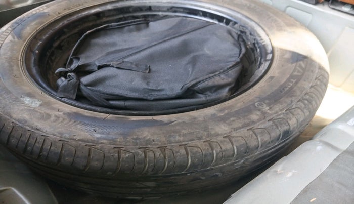 2022 Tata NEXON XZ PLUS (PREMIUM) KAZIRANGA PETROL, Petrol, Manual, 82,625 km, tyre