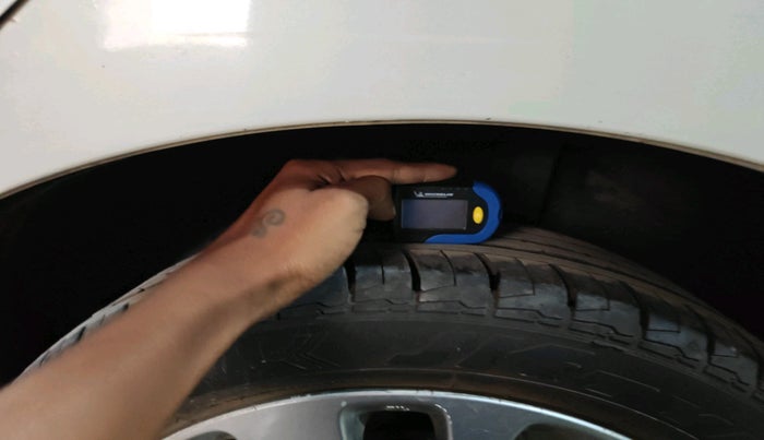 2017 Maruti Baleno ALPHA DIESEL 1.3, Diesel, Manual, 1,24,709 km, tyre