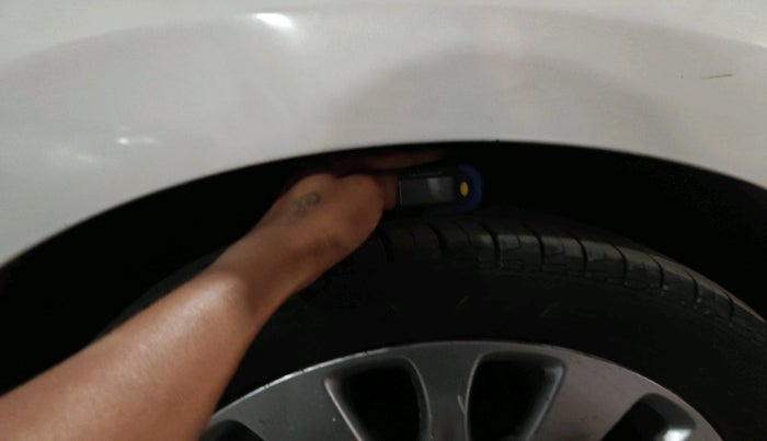 2017 Maruti Baleno ALPHA DIESEL 1.3, Diesel, Manual, 1,24,709 km, tyre