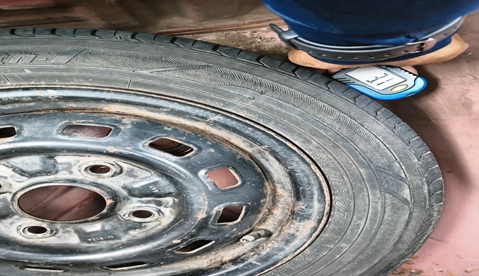 2012 Chevrolet Spark LT 1.0, Petrol, Manual, 34,470 km, tyre