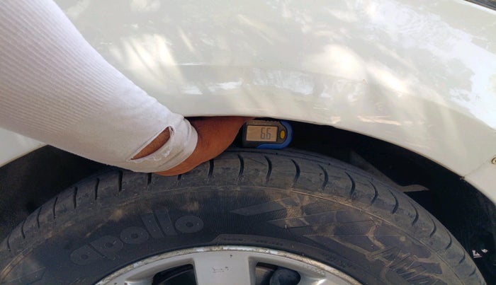 2013 Hyundai i20 SPORTZ 1.2, CNG, Manual, 1,15,148 km, tyre