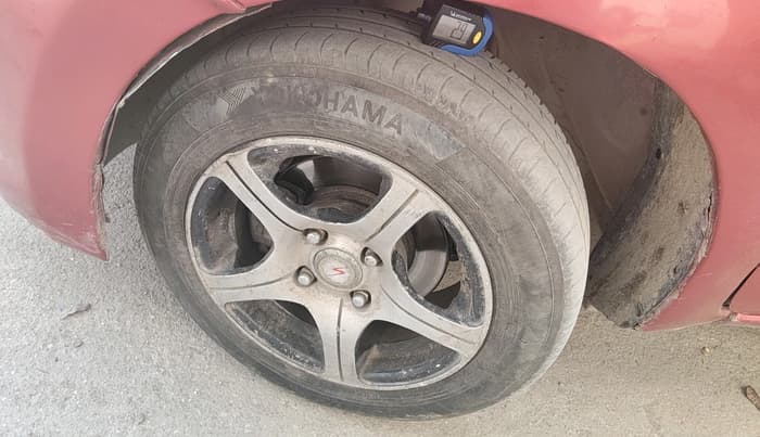 2014 Datsun Go A, CNG, Manual, 1,12,669 km, tyre