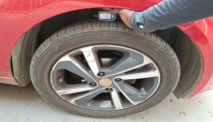 2020 Tata ALTROZ XZ PETROL, Petrol, Manual, 48,620 km, tyre