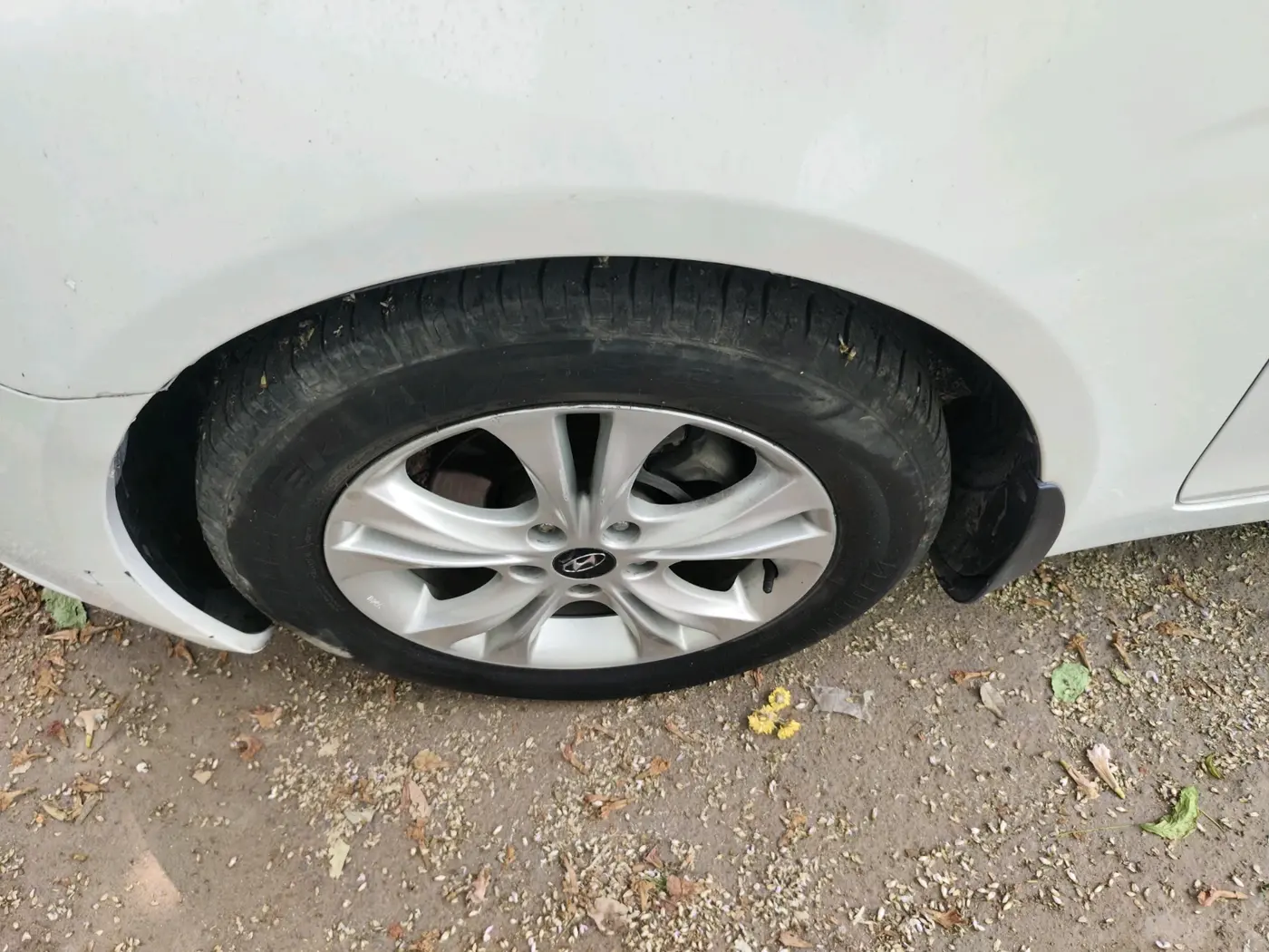 2012 Hyundai Sonata 2.4 GDI AT, Petrol, Automatic, 65,352 km, tyre