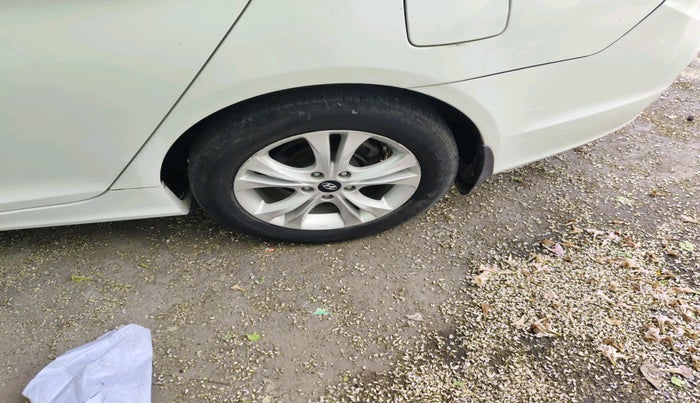 2012 Hyundai Sonata 2.4 GDI AT, Petrol, Automatic, 65,352 km, tyre