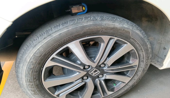 2017 Honda City 1.5L I-VTE V CVT, Petrol, Automatic, 70,011 km, tyre