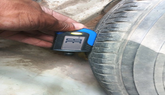 2012 Honda City 1.5L I-VTEC V MT, Petrol, Manual, 1,47,743 km, tyre