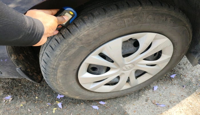 2022 Maruti Swift VXI AMT, Petrol, Automatic, 36,557 km, tyre