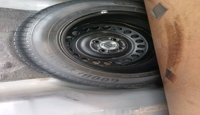 2014 Honda City 1.5L I-VTEC VX CVT, Petrol, Automatic, 87,751 km, tyre