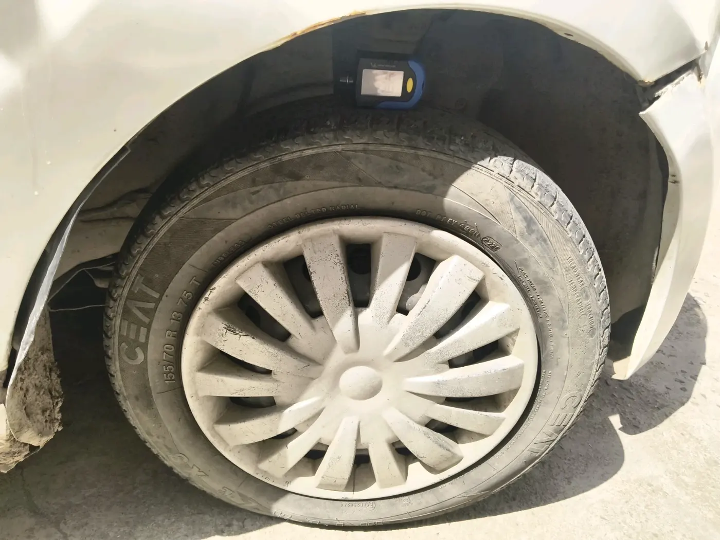 2014 Datsun Go A, Petrol, Manual, 1,08,165 km, tyre