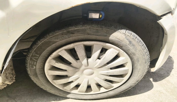 2014 Datsun Go A, Petrol, Manual, 1,08,165 km, tyre