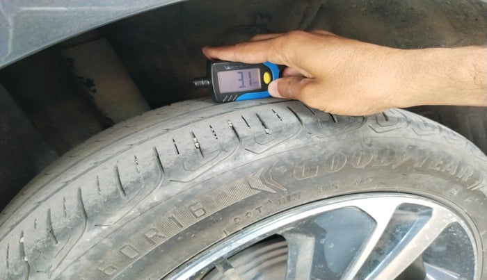 2023 Tata ALTROZ XZ PLUS PETROL, Petrol, Manual, 47,379 km, tyre