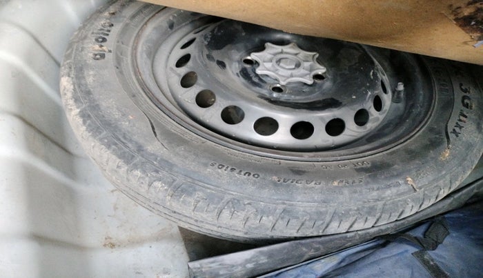 2014 Hyundai Xcent SX 1.1 CRDI, Diesel, Manual, 71,506 km, tyre