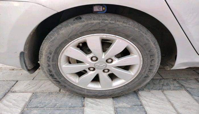 2014 Hyundai Xcent SX 1.1 CRDI, Diesel, Manual, 71,506 km, tyre