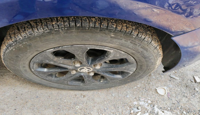 2015 Ford Figo Aspire TITANIUM1.5 DIESEL, Diesel, Manual, 1,28,636 km, tyre