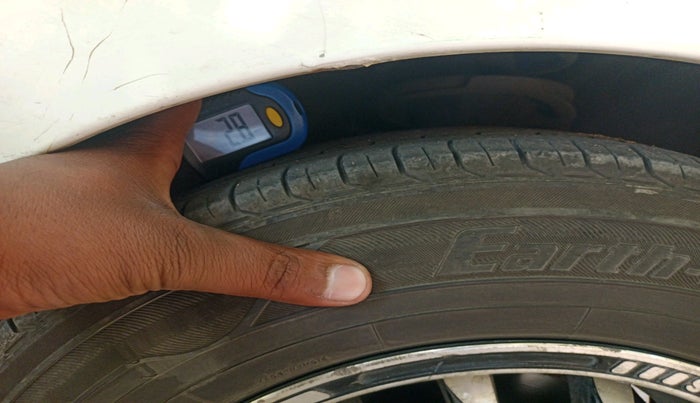 2011 Hyundai i10 MAGNA 1.2, Petrol, Manual, 85,594 km, tyre