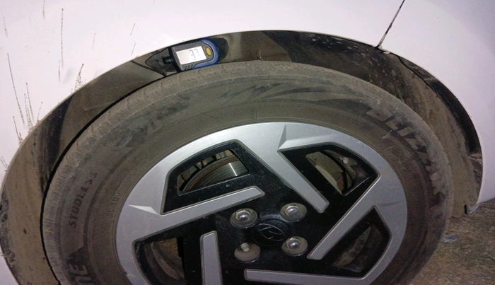 2025 Hyundai AURA S 1.2 CNG, CNG, Manual, 40,607 km, tyre