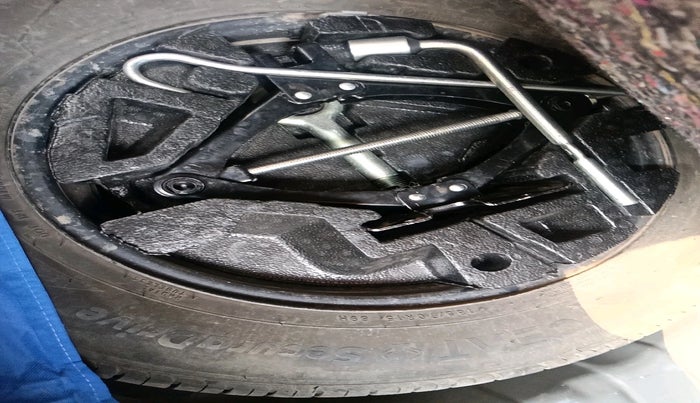 2022 Tata PUNCH PURE MT, Petrol, Manual, 54,662 km, tyre