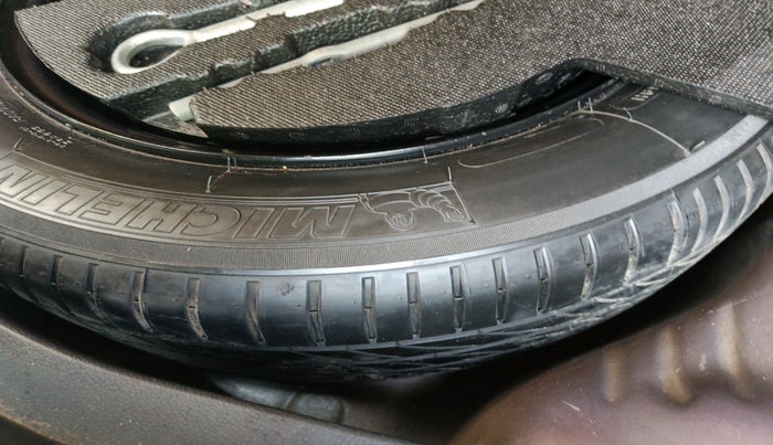 2017 Honda WR-V 1.5L I-DTEC VX MT, Diesel, Manual, 97,119 km, tyre