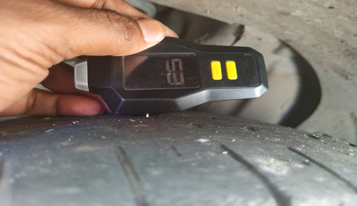 2018 Hyundai Creta SX (O) 1.6 PETROL, Petrol, Manual, 1,29,490 km, tyre