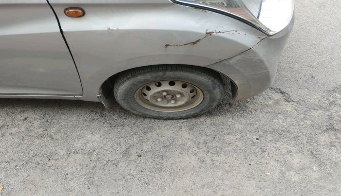 2012 Hyundai Eon D-LITE+, Petrol, Manual, 1,37,710 km, tyre