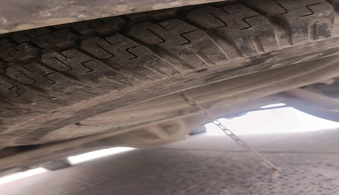 2017 Tata Hexa XT 4X2 7 STR, Diesel, Manual, 84,524 km, tyre