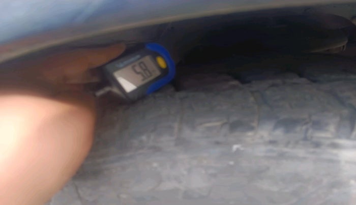 2017 Tata Hexa XT 4X2 7 STR, Diesel, Manual, 84,524 km, tyre