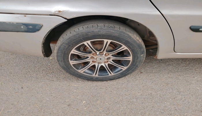 2004 Tata Indigo LS, Diesel, Manual, 2,87,535 km, tyre