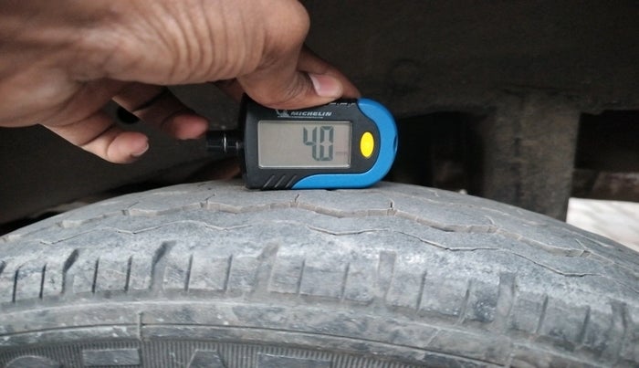 2022 Maruti Eeco 5 STR AC CNG (O), CNG, Manual, 83,904 km, tyre