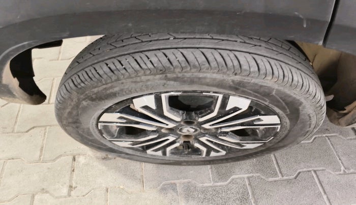 2021 Renault Kiger RXT (O) MT DUAL TONE, Petrol, Manual, 53,461 km, tyre