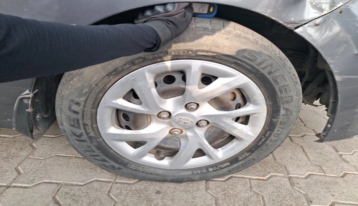 2017 Hyundai Grand i10 SPORTZ (O) 1.2 U2 CRDI, Diesel, Manual, 89,963 km, tyre