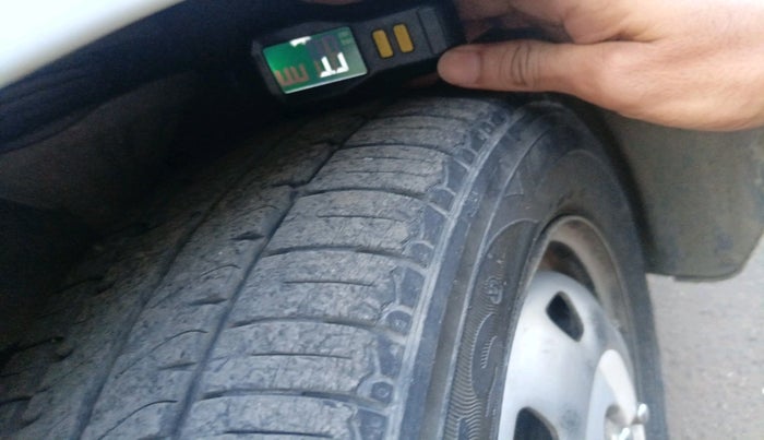 2014 Hyundai Santro Xing GL PLUS, Petrol, Manual, 51,913 km, tyre