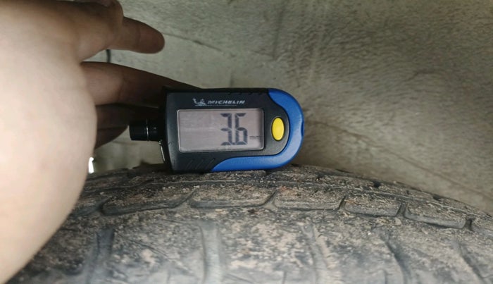 2014 Maruti Wagon R 1.0 LXI, Petrol, Manual, 34,231 km, tyre