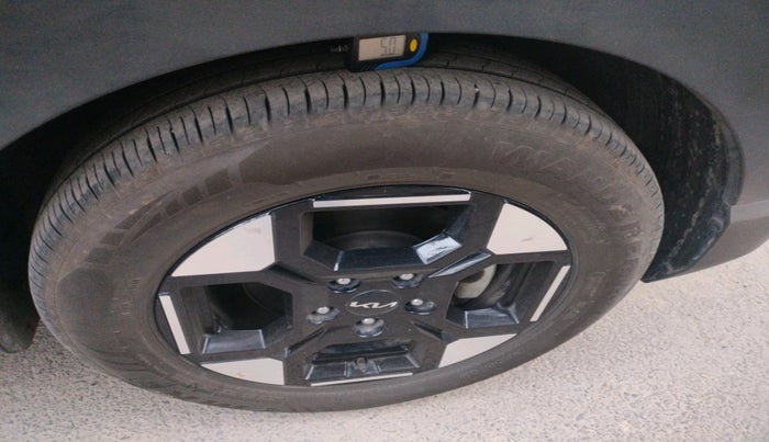 2025 KIA SYROS HTK Plus 1.0 Turbo 6MT, Petrol, Manual, 26,762 km, tyre